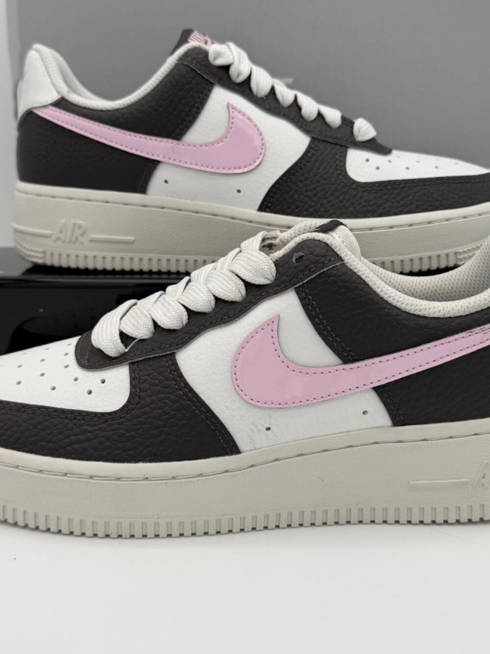 Womens Nike Air Force 1 ‘07 Sneaker Shoes - Summit White Pink Foam IB7696-100